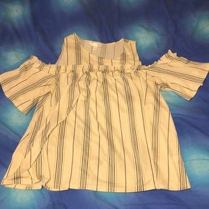 LC cold shoulder top